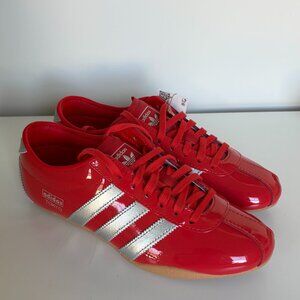 Adidas Originals Tokyo W sneakers in red with metallic silver stripes